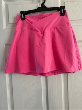 PINK Victoria's Secret Hot Pink Athletic Skort